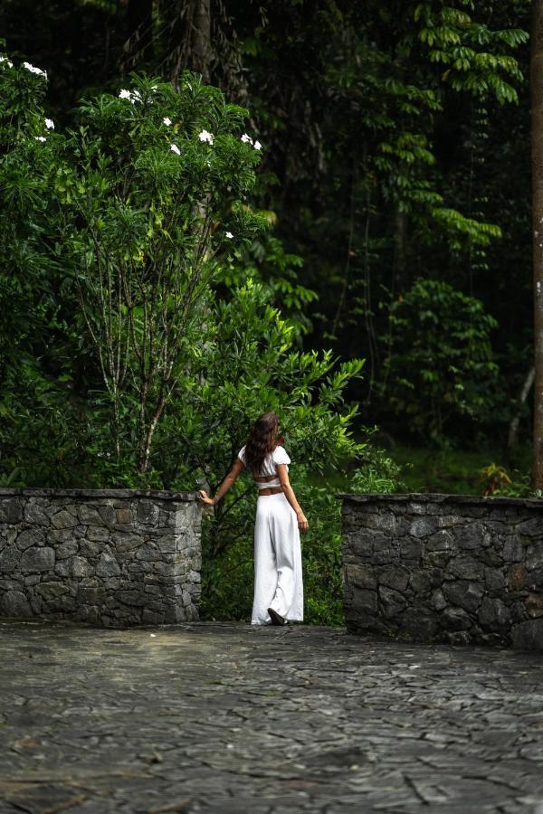 Moksha At Kitulgala - Rainforest Boutique Hotel Exteriör bild